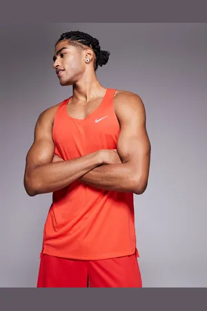 Nike Camiseta roja de tirantes Dri-FIT Fast de