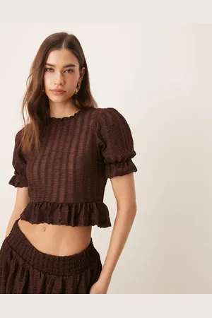 ASOS Top fruncido de manga corta con detalle de volante de tejido texturizado de (parte de un conjunto)