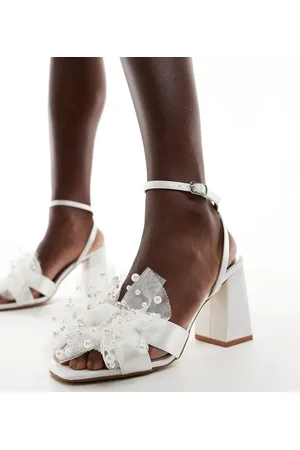Be Mine Sandalias de novia color marfil con tacón de bloque y lazo con perlas de tul Issa de -Blanco