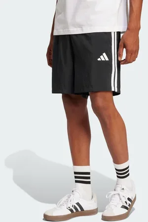 adidas Pantalones cortos negros y blancos con 3 rayas Chelsea Essentials de
