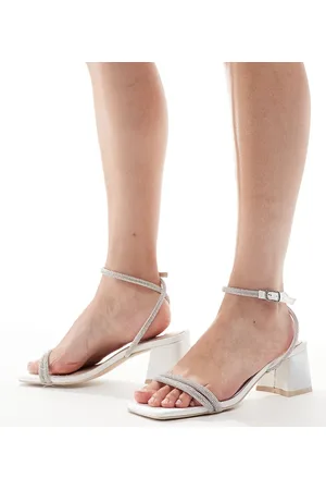 Be Mine Sandalias de novia blanco marfil de tacón grueso bajo con correas adornadas Chaya de