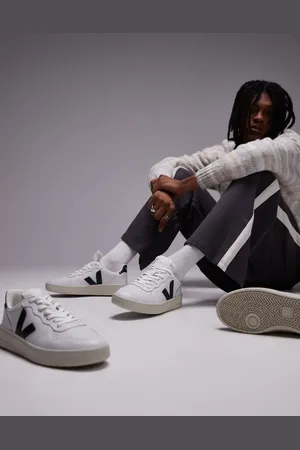 Veja Zapatillas de deporte blancas y negras V-10 de