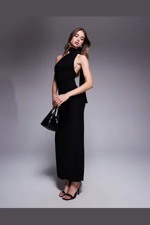 Fashionkilla Vestido largo ceñido con diseño moldeado de doble capa y detalle de fular cruzado de