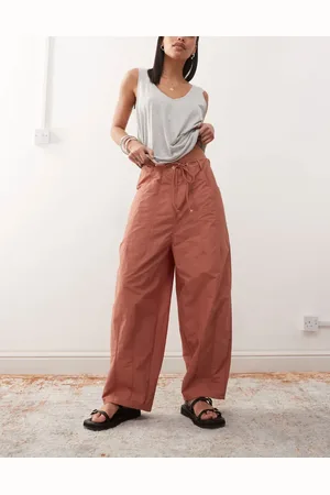 Lioness Pantalones de pernera barrel con lazada en la cintura de