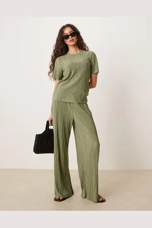VILA Pantalones verde oliva plisados de pernera ancha de (parte de un conjunto)