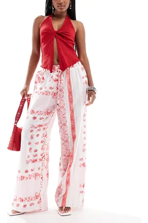 VERO MODA Pantalones resort rosas de pernera ancha con estampado de bandana de