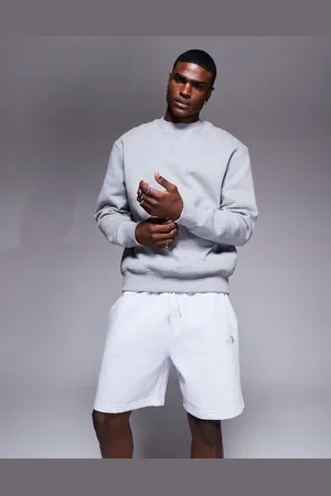 The North Face Pantalones cortos grises básicos con logo de tejido de sudadera Essential de