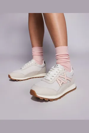 Armani Exchange Zapatillas de deporte color crema y rosas con logo de mezcla de ante de -Blanco