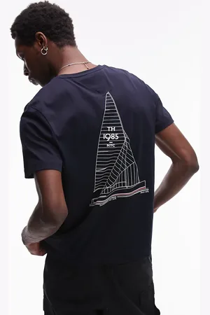 Tommy Hilfiger Camiseta azul marino con estampado delineado de velero de