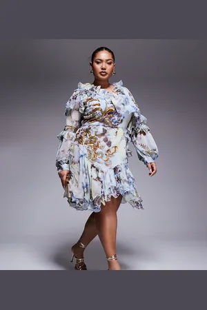 ASOS Vestido corto asimétrico con estampado floral de estilo wéstern y abalorios de chifón y organza de Curve
