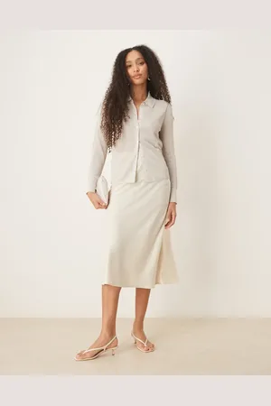 Y.A.S Falda midi color crema de satén de -Blanco