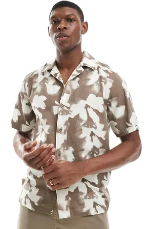 Only & Sons Camisa marrón con estampado floral difuminado y cuello de solapas de -Azul marino