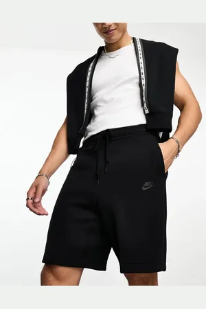 Nike Pantalones cortos negros Tech Fleece de Club
