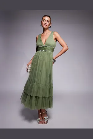 Lace & Beads Vestido semilargo verde oliva pastel escalonado con lazo en la cintura de tul de