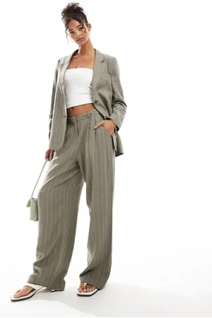 VERO MODA Pantalones caquis a rayas con pinzas delanteras de tejido efecto lino de (parte de un conjunto)-Verde