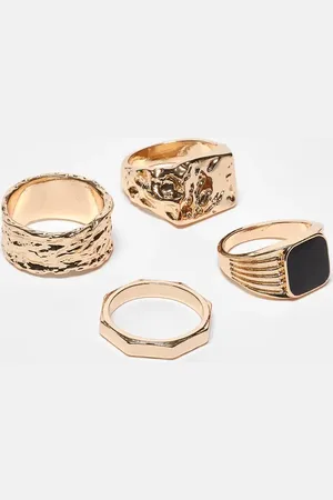 ASOS Pack de 4 anillos dorados tipo sello con diseño efecto fundido de