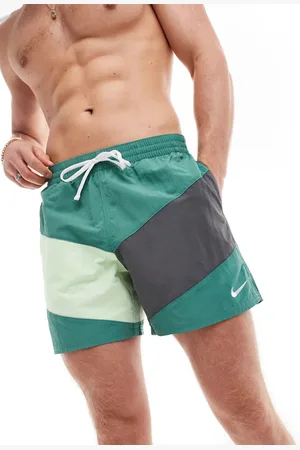 Nike Shorts de baño de 5" de estilo voleibol con diseño color block y logo multicolor Vortex de Nike