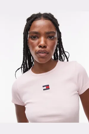 Tommy Hilfiger Camiseta rosa con insignia de canalé de