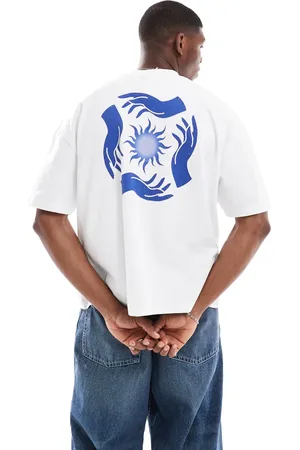 ASOS Camiseta blanca de corte cuadrado extragrande con hombros caídos y estampado cósmico de