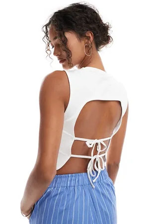 ONLY Top blanco acanalado sin mangas con espalda al aire de