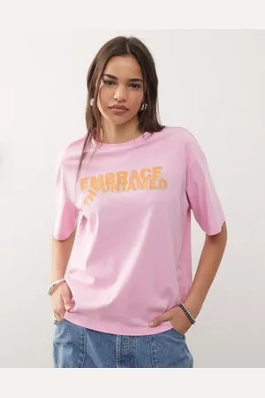 Noisy May Camiseta extragrande con texto estampado en el pecho de