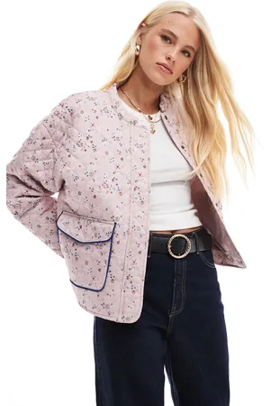ONLY Chaqueta guateada con estampado floral de