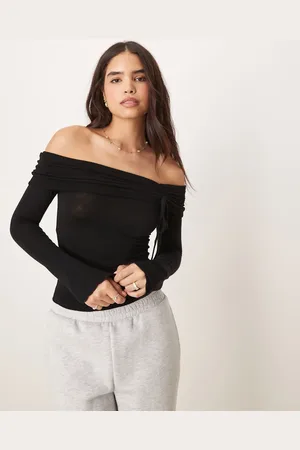 Gina Tricot Top de manga larga con escote Bardot, detalle fruncido y mangas acampanadas de