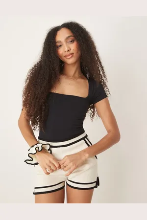 Free People Camiseta negra con diseño encogido y cuello cuadrado Clean Lines de