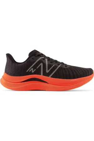 New Balance Zapatillas de deporte negras Fuelcell Propel V4 de