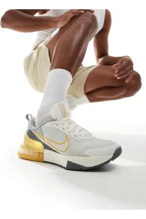 Nike Zapatillas de deporte blancas y amarillas Air Max Alpha 6 de