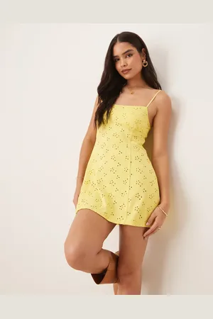 Free People Vestido lencero corto amarillo plátano pastel de pointelle Full Bloom de