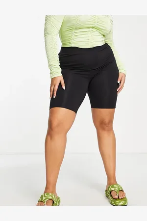 COLLUSION Leggings cortos negros de Plus