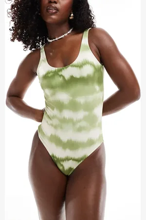 Pieces® Bañador verde con estampado tie dye y espalda escotada de