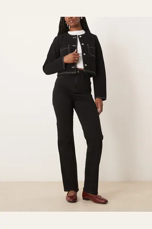 ASOS Vaqueros negros cómodos y elásticos de pernera recta con costura retorcida de