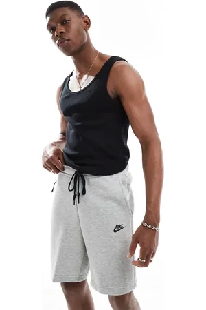Nike Pantalones cortos grises Tech Fleece de Club