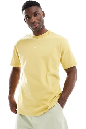 Nike Camiseta amarilla Premium Essentials de