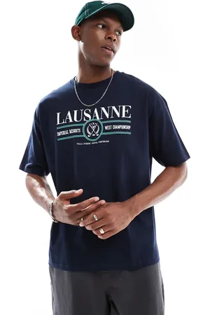ASOS Camiseta azul marino extragrande con gráfico deportivo de
