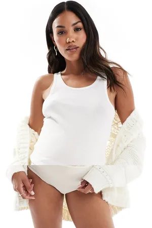 Mama;licious Pack de 2 braguitas negras moldeadoras con ribete de encaje en la cintura de Mamalicious Maternity