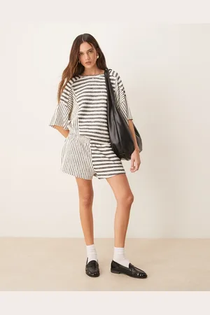 ASOS Pantalones cortos a rayas variadas texturizadas de (parte de un conjunto)-Multicolor