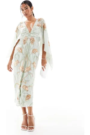 ASOS Vestido midi con diseño floral de abalorios y detalle de capa de