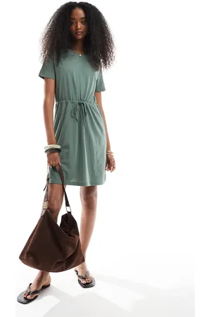 VERO MODA Vestido corto caqui con lazada en la cintura de punto liso de -Verde