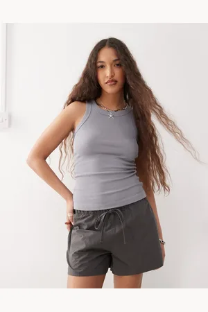 Weekday Top de tirantes con espalda de nadadora de canalé de