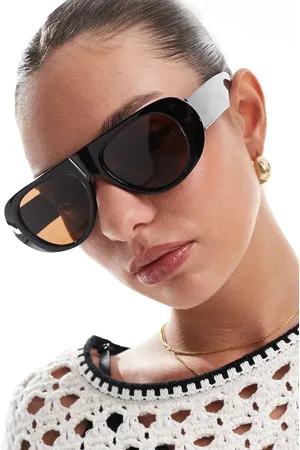 AJ Morgan Gafas de sol negras de estilo aviador con puente recto y lentes marrones de