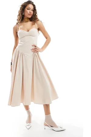 Extro & Vert Vestido semilargo color de tirantes con detalle de corsé de -Beis neutro