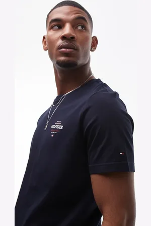 Tommy Hilfiger Camiseta azul marino con logo de estilo monotipo de -Negro