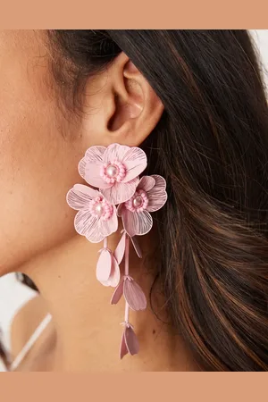 ASOS Pendientes claro con diseño colgante de flores tridimensionales de