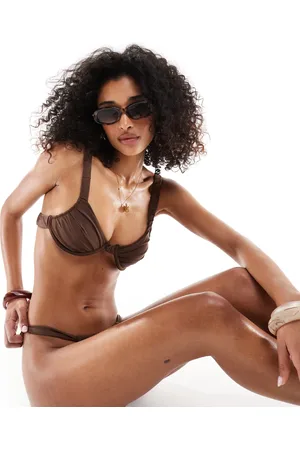 Miss Selfridge Top de bikini marrón con detalle de copas fruncidas Mix & Match de