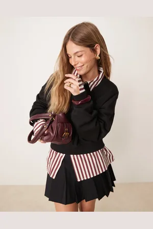 ASOS Sudadera negra de corte cuadrado con cuello de pico de