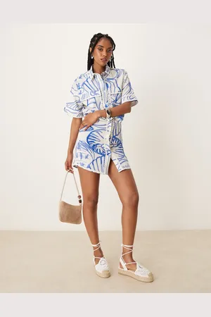 ASOS Vestido camisero corto estampado con bolsillos extragrandes de -Multicolor