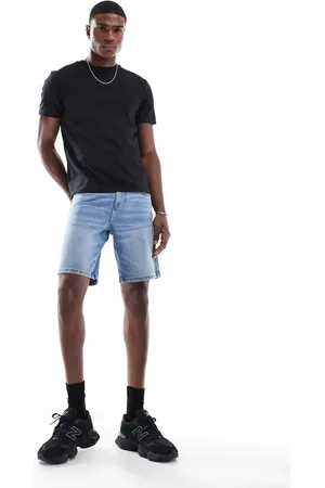 ASOS Pantalones cortos vaqueros azules de corte slim y largo estándar con lavado claro de
